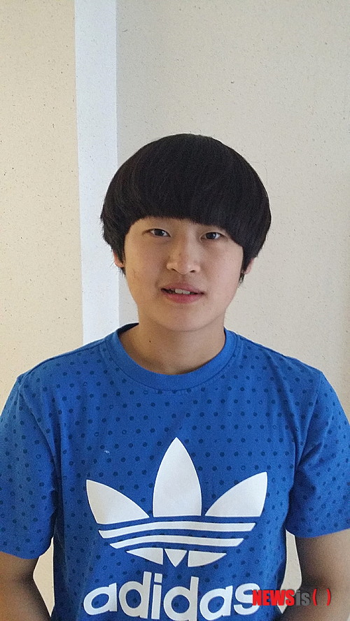 【오흐리드(마케도니아)=뉴시스】박지혁 기자 = 한국 여자청소년(18세 이하) 핸드볼대표팀의 주전 라이트백 유소정(18·의정부여고)은 주니어세계선수권대회에 이어 청소년세계선수권대회에서도 "우승을 하고 싶다"고 했다. 일본과의 16강전에서 12골을 기록한 유소정은 개인 득점 순위에서 56골로 전체 1위를 달리고 있다. ero0204@newsis.com