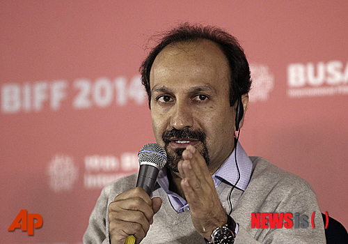 【AP=부산/뉴시스】제19회 부산국제영화제에서 뉴 커런츠 부문 심사위원장을 맡은 이란의 아쉬가르 파르하디(42) 감독.