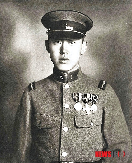 【전북=뉴시스】고석중 기자 = 11일 오후 한국전통문화전당에서 개최된 '황실실문화재단 초청강연'에서 군산 동국사 주지 종걸 스님이 '비운의 이우(李鍝) 황손 226일 감시일지'라는 주제로 