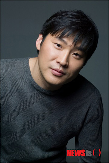 【서울=뉴시스】배우 최무성