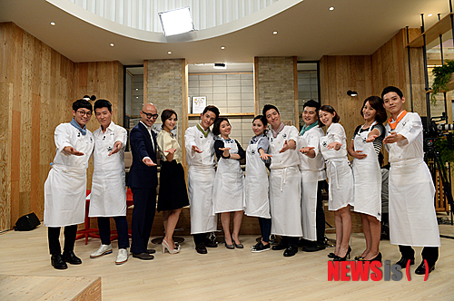 【서울=뉴시스】SBS 요리대결 프로그램 ‘쿡킹 코리아’ 출연진