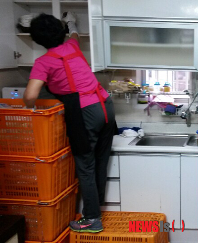 【서울=뉴시스】유희연 기자 = 믿을만한 포장이삿짐센터 현대이사서비스(www.1600-0424.com)는 품격 높은 이사 서비스를 제공한다.&nbsp; lovely_jh@newsis.com 