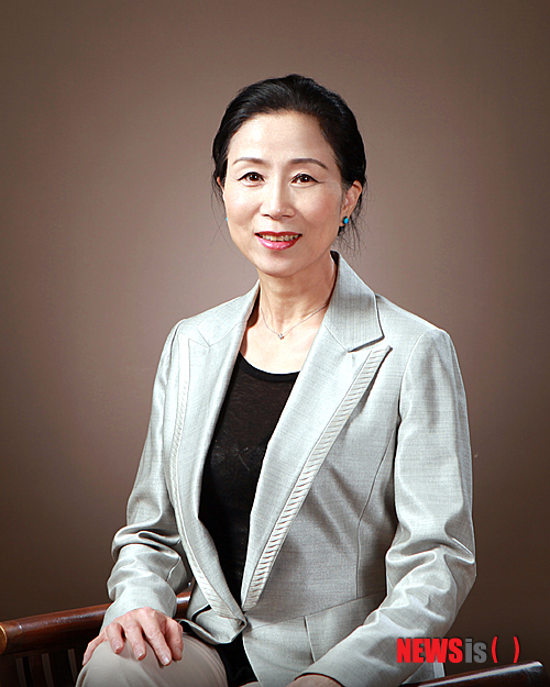 ↑김명순 전 국립발레단 프리마발레리나(사진=한국발레협회 제공) 