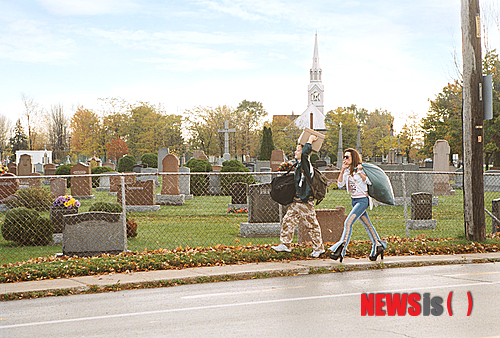 【서울=뉴시스】김태은 문화전문기자 = 올해 제67회 칸국제영화제에서 심사위원상을 수상한 자비에 돌란(25) 감독의 신작 ‘마미’가 18일 개봉한다.&nbsp;&nbsp; tekim@newsis.com 