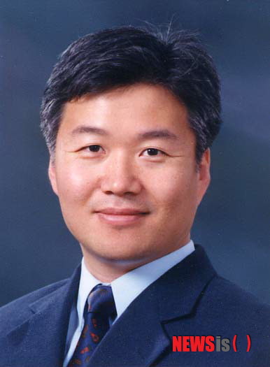 associate_pic