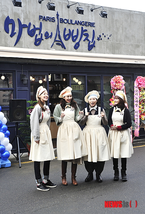 【서울=뉴시스】김태은 문화전문기자 = 전설의 마녀들이 마침내 빵집을 차렸다. MBC TV 주말극 ‘전설의 마녀’가 강화도 오픈세트에 ‘마법의 빵집’을 개업했다.&nbsp; tekim@newsis.com 