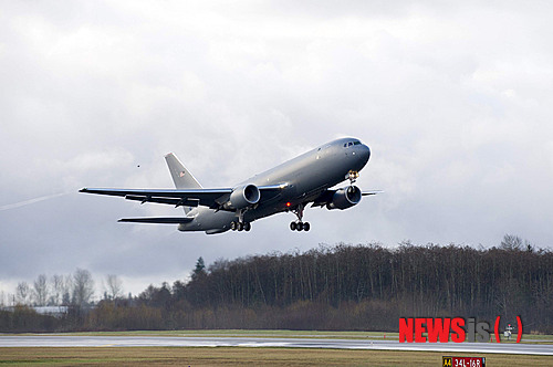 【서울=뉴시스】보잉 KC-46 공중급유기.(사진=보잉코리아 제공)&nbsp; photo@newsis.com