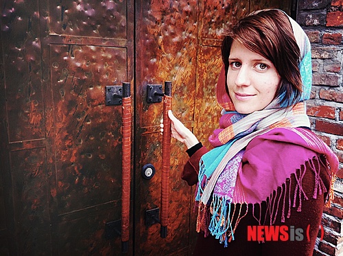 마르게타 이글로바, 영화 '원스' 주인공·프로젝트 그룹 '스웰시즌' 멤버(사진=Sion Fullana·소니뮤직)