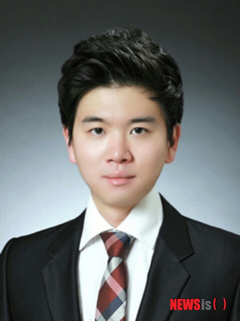 【서울=뉴시스】성균관대는 화학공학부 4학년 백상열(26)군의 논문이 국제과학기술논문인용색인(SCI)급 학술지 '현대 응용 물리학' 온라인판에 게재됐다고 11일 밝혔다. 2015.01.11. (사진 = 성균관대학교 제공) photo@newsis.com