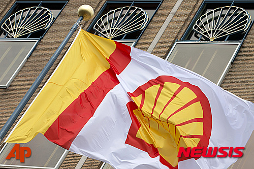 "석유 공룡 쉘 경쟁사 BP 인수 추진…초기 협상 중" 