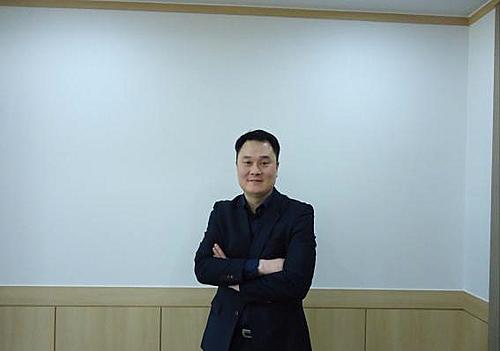 【서울=뉴시스】도로공사 이호 신임 감독(사진=한국도로공사 제공)