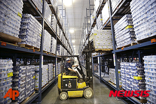 [저지시티=AP/뉴시스] 미국 뉴저지주 저지시티에 있는 고야푸드 도매 매장. 자료사진. 2026.0129