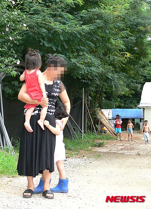 【청주=뉴시스】박재원 기자 = 충북에서 가장 많은 자녀를 둬 화제를 모은 '청원 다둥이 가정'. 2015.06.23. (사진= 뉴시스DB)&nbsp; photo@newsis.com