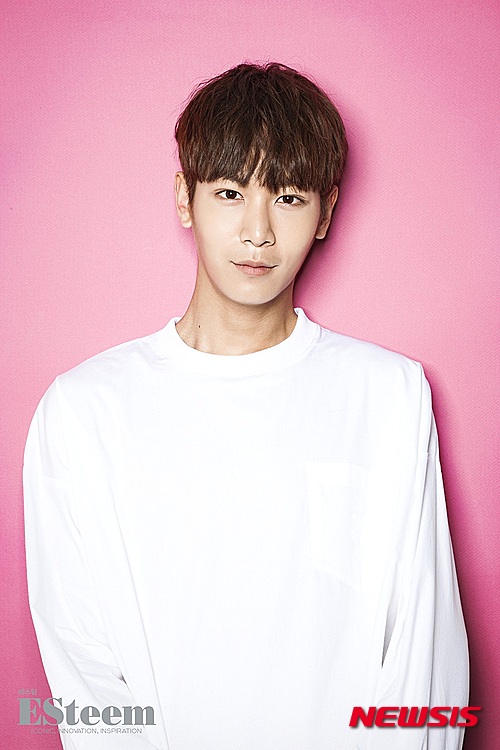 모델 이철우, '웹툰 히어로-툰드라쇼'로 연기자 변신…EXID 정화와 호흡