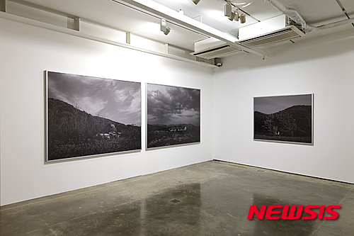 송은 아트큐브 그룹전 전시장 전경(사진=송은문화재단)