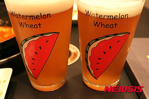 【서울=뉴시스】서울 신사동 ‘할리비어 신사역점’은 광복 70주년과 오픈을 기념해 오는 15일 파격 행사를 연다. (사진=할리비어 제공)