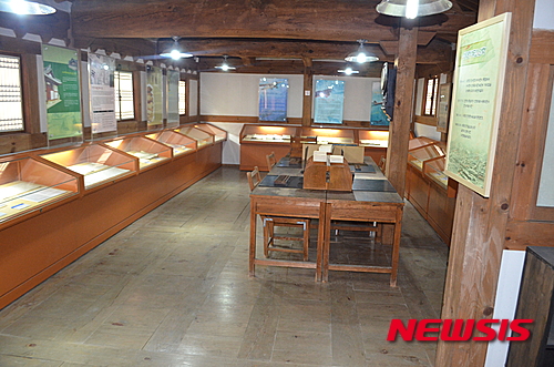 【수원=뉴시스】이승호 기자 = '일제 수탈의 현장' 옛 서이면사무소.2015.08.14. jayoo2000@newsis.com