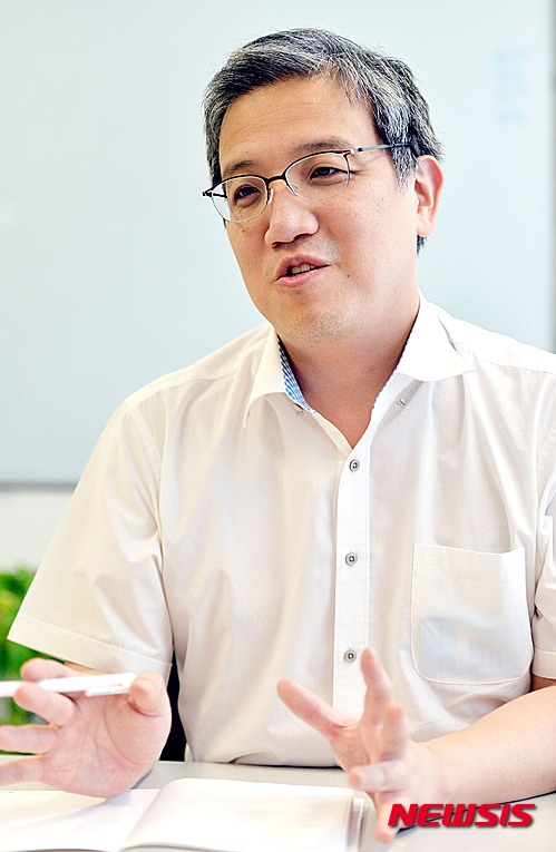 【서울=뉴시스】임태훈 기자 = 정승은 신한카드 빅데이터 컨설팅 팀장이 19일 오후 서울 중구 신한카드 본사에서 뉴시스와 인터뷰를 하고 있다. 2015.08.19.  taehoonlim@newsis.com