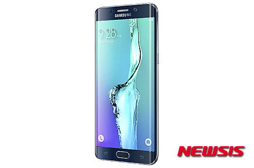 【서울=뉴시스】장남수 인턴기자 = 삼성전자가 프리미엄 대화면 스마트폰의 새로운 역작인 '갤럭시 노트5'와 '갤럭시 S6 엣지+'를 20일 국내에서 출시한다.&nbsp; 사진은 '갤럭시 S6 엣지+' 제품 사진. 2015.08.20. (사진=삼성전자 제공)&nbsp; photo@newsis.com