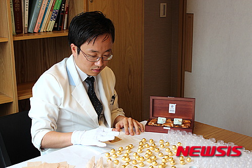 【서울=뉴시스】유희연 기자 = 해독전문 한의사 김래영 압구정 대자인한의원 원장.&nbsp; lovely_jh@newsis.com