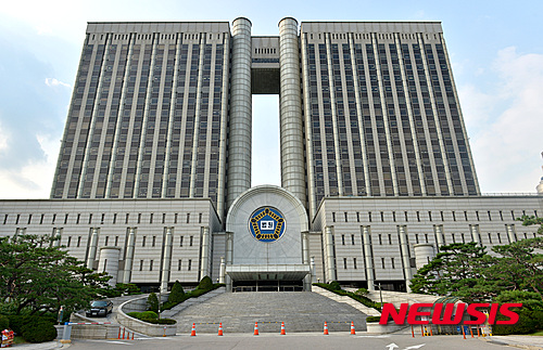 '김정은 찬양' 코리아연대 공동대표, 2심서도 유죄