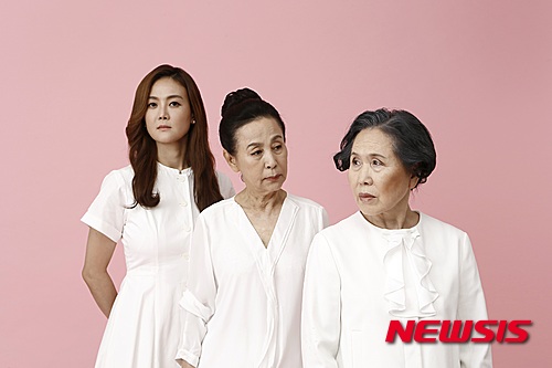 김수연·손숙·박정자, 국립극단 연극 '키 큰 세 여자'