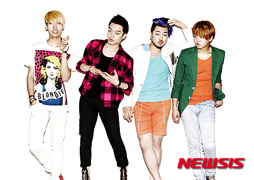 [인터뷰] 밴드 '칵스', "3년 만의 단독공연, 마진 없어요"(왼쪽부터 숀, 이수륜, 이현송, 박선빈)