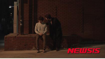 【서울=뉴시스】유희연 기자 = '퀴어영화 나비 : 어른들의 일'의 한 장면.&nbsp; lovely_jh@newsis.com