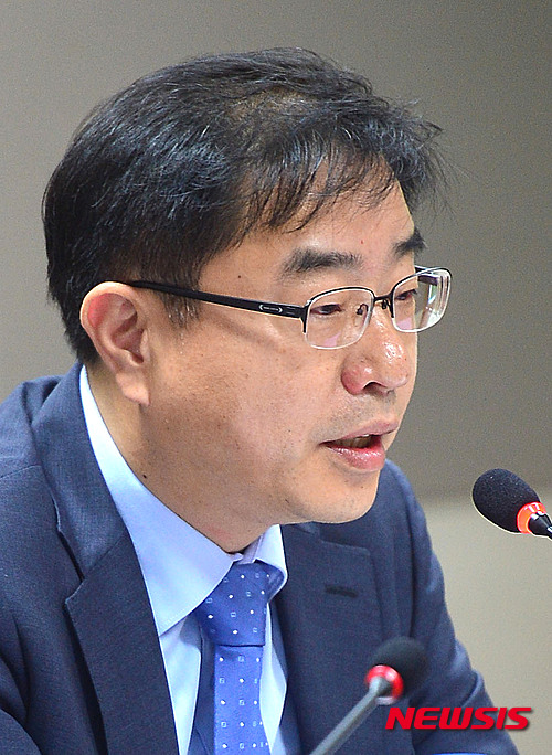 【서울=뉴시스】김선웅 인턴기자 = 이헌 변호사. 2015.09.21. lassoft2@newsis.com