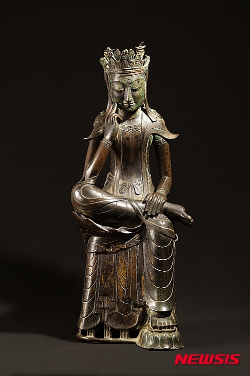 【서울=뉴시스】국보 78호 반가사유상.삼국시대, 6세기 후반 금동,높이 82cm. 국립중앙박물관