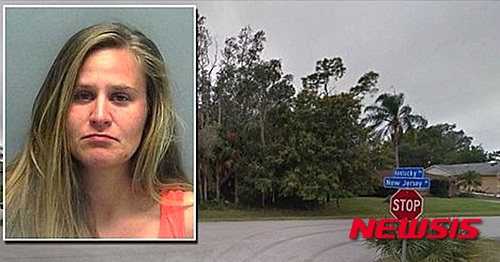 【서울=뉴시스】미국 플로리다에 거주하는 한 여성이 지난 14일 주택가 공공장소에서 남성과 성관계를 하다가 경찰 명령에 불응한 죄로 형사 입건됐다. (사진: 데일리메일 페이스북 계정 캡쳐) 2015.11.20.