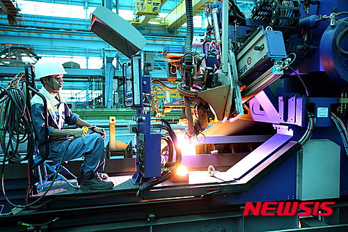 한진중공업 수빅조선소 공장 내부 작업장 