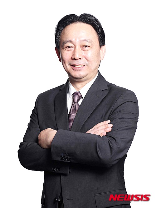 【서울=뉴시스】 김해성 이마트 대표이사 부회장