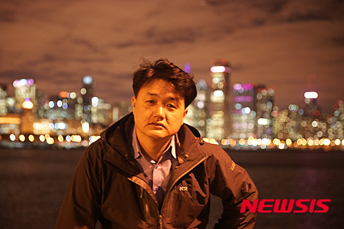【서울=뉴시스】김동현 기자 = 지난 18일 경기도 양주에서 만난 숲풀림 식품 이재영 대표의 모습. 숲풀림식품은 현재 부산물 가공품, 육가공양념류, 기타가공품, 식육포장처리업, 소스제품 등을 생산하고 있으며 지난해 연매출 50억원을 달성하기도 했다.&nbsp; oj1001@newsis.com