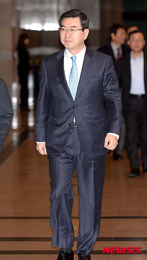【서울=뉴시스】고범준 기자 = 조남성 삼성 SDI사장이 25일 오전 서울 서초구 더케이호텔 서울에서 열린 삼성SDI 임시 주주총회에 참석하고 있다. 2016.01.25. bjko@newsis.com