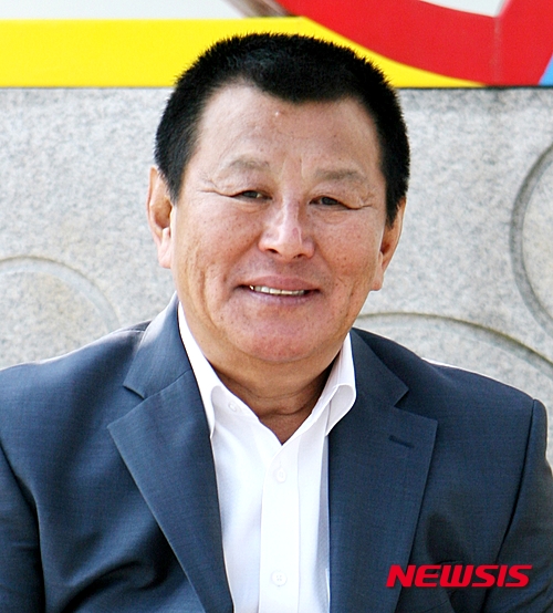 【서울=뉴시스】한국 프로야구 OB 모임인 사단법인 일구회 3대 회장에 선출된 윤동균(67) 전 OB베어스 감독. 2016.1.29. (뉴시스DB)&nbsp; 
