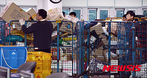 사람잡는 노동강도 집배원의 눈물…공상·산재 승인 '깐깐'