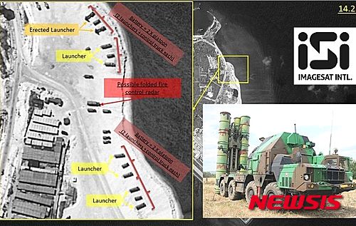 【서울=뉴시스】중국이 남중국해 인공섬에 첨단 지대공 미사일을 배치해놓은 것을 보여주는 인공위성 사진 및 미사일 사진 <사진 출처 : 폭스 뉴스>2016.02.17