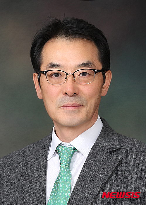 【서울=뉴시스】정병진 전 한국일보 주필.