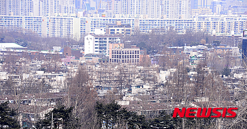 【서울=뉴시스】추상철 기자 = 지난 2016년 2월29일 서울 강남구 개포주공1단지 아파트 일대. 2016.02.29. scchoo@newsis.com