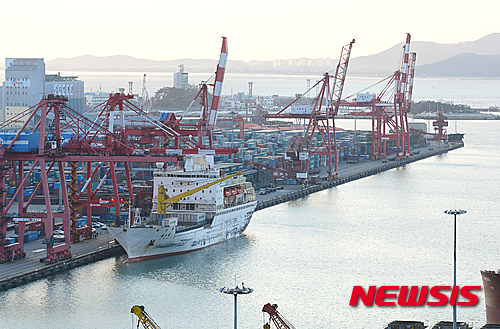 기업 체감경기, 4개월만에 소폭 상승…제조업은 '제자리'