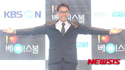 [서울=뉴시스] 이용철 야구 해설위원. (사진 = 뉴시스 DB)