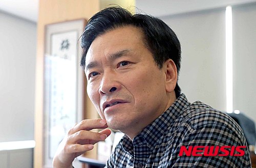 【성남=뉴시스】김동민 기자 = 경영지원 서비스 전문회사 이트너스(etners) 임각균 대표가 24일 오후 경기도 성남시 분당구 이트너스 본사에서 뉴시스와 인터뷰를 진행하고 있다. 2016.03.28.&nbsp;&nbsp; life@newsis.com