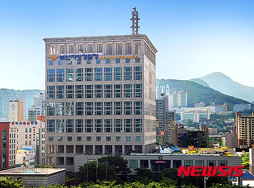 첨부