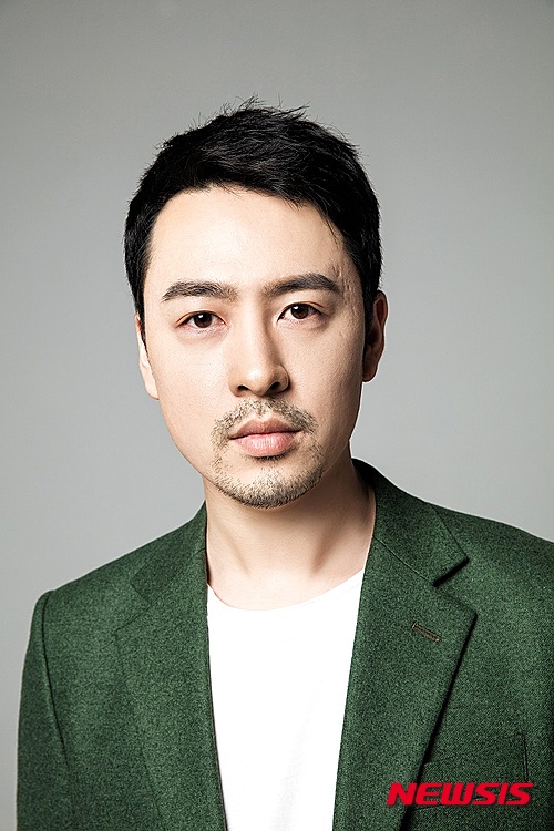  【서울=뉴시스】조인우 기자 = 영화배우 양지수가 샛별당 엔터테인먼트와 전속 계약을 하고 배두나, 유재명 등과 한솥밥을 먹는다.&nbsp; 31일 샛별당엔터테인먼트는 "다양한 작품을 통해 쌓은 연기력과 확실한 개성으로 변신이 가능한 다재다능한 배우 양지수의 활발한 활동을 지원할 것"이라고 알렸다.&nbsp; 양지수는 "기분 좋은 새 출발을 하게 돼 설렌다"며 "대중에게 믿음을 주는 배우가 될 수 있도록 진심을 담은 자세로 최선을 다하겠다"고 전했다.&nbsp; 영화 '577프로젝트' '베를린' '롤러코스터' '허삼관' 등에 출연한 양지수는 올해 기대작인 영화 '터널' 개봉을 앞두고 있다.&nbsp; join@newsis.com