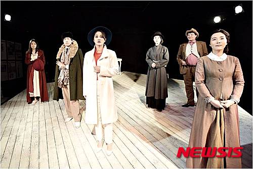 【서울=뉴시스】연극 '벚꽃동산'