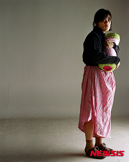 【서울=뉴시스】박영숙, Mad Women’s #1, c-print, 150x120cm, 1999