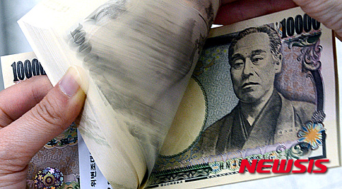 일본은행, 초장기채 매입액 200억엔 감축...5개월 만에↓