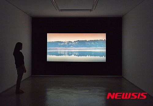 【서울=뉴시스】'무위예찬'설치전경, 국제갤러리 1관, 사진: Keith Park, 국제갤러리