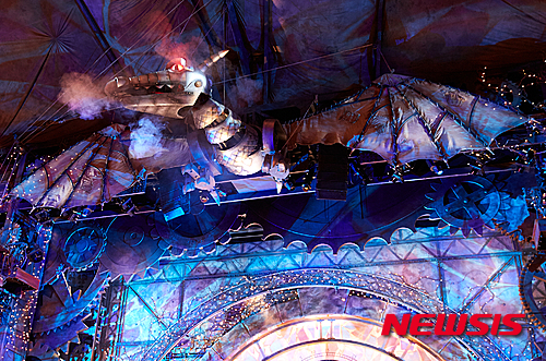 【서울=뉴시스】뮤지컬 '위키드' 백스테이지 투어